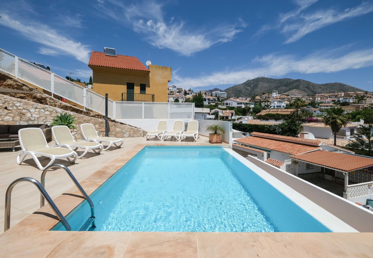 Villa en Fuengirola - La Vista- 3BR villa with heated pool